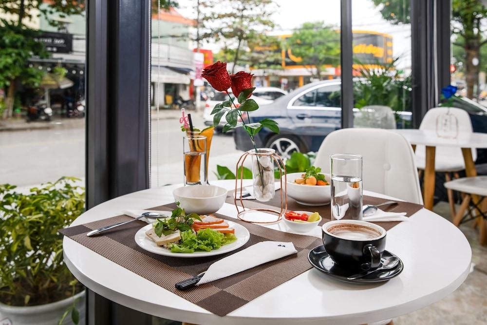 Bamboo Hotel Da Nang Luaran gambar