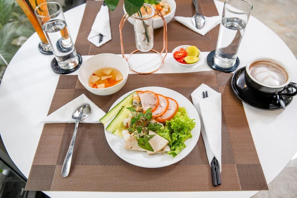 Bamboo Hotel Da Nang Luaran gambar